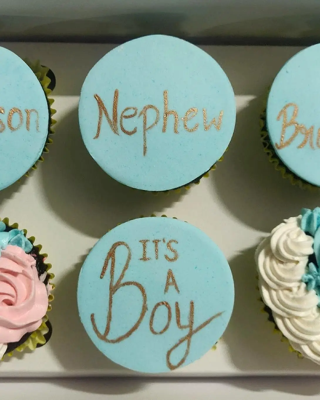 Message Cupcakes