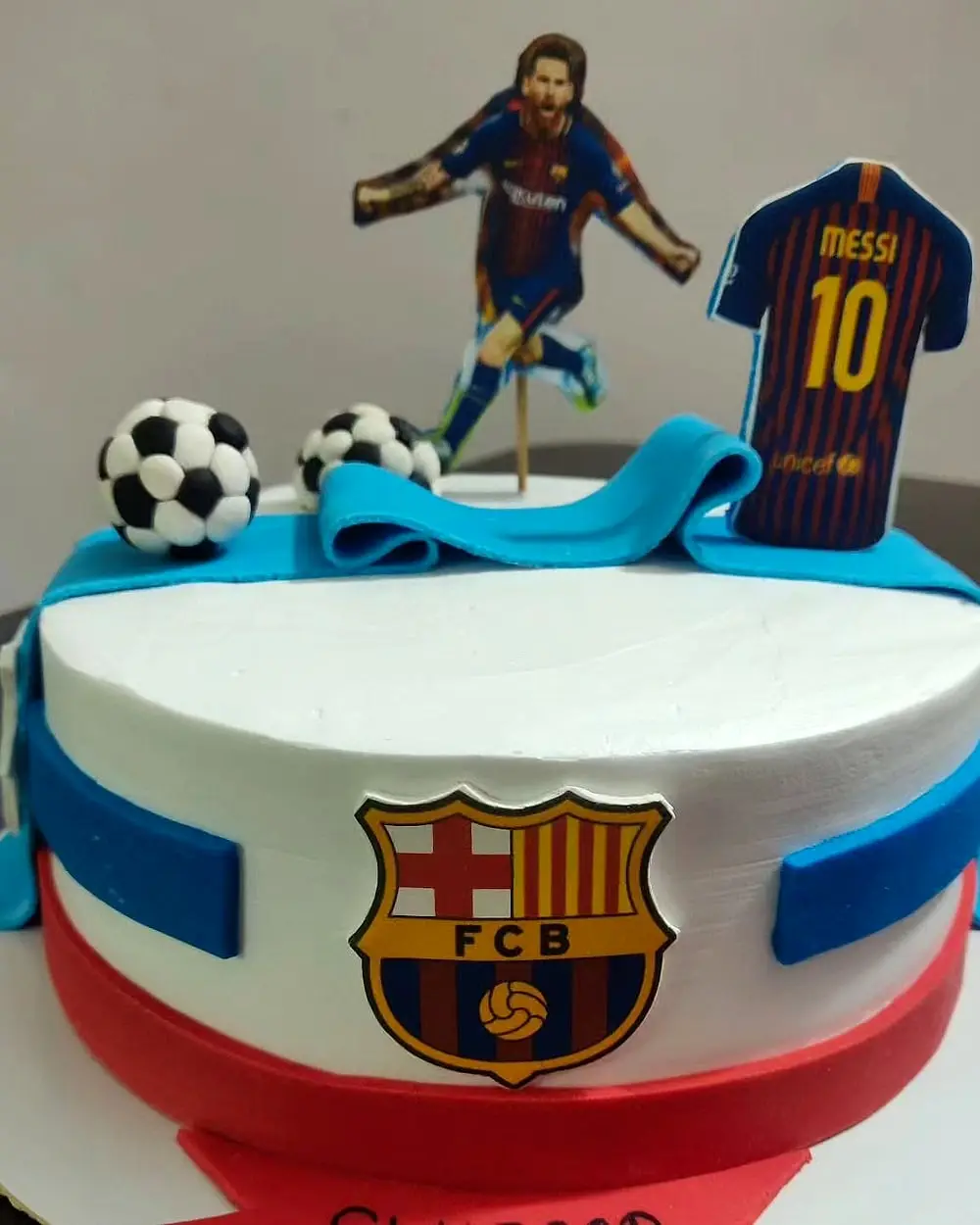 Football fan · Coffee walnut